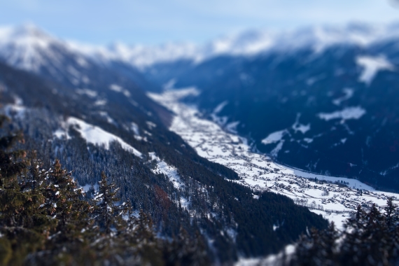 canon tilt shift lens